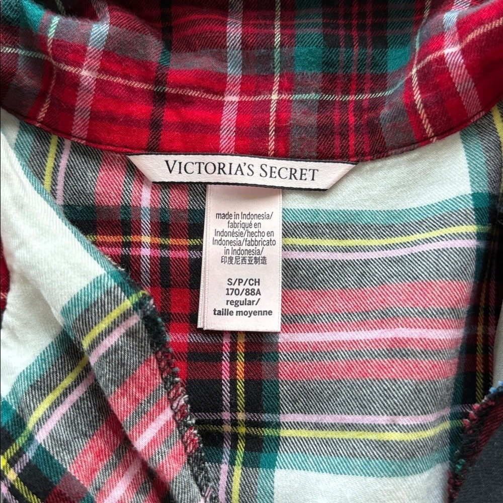 Victoria’s Secret Plaid Flannel Pajama Set - Picture 10 of 14
